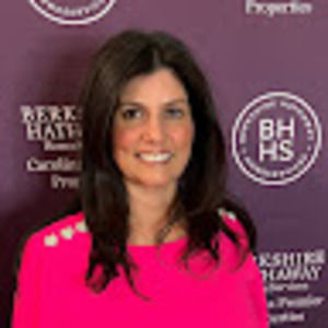 Meet your Posher, Vanessa